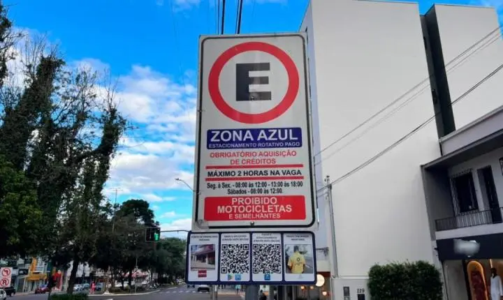 Respeito ao estacionamento rotativo é fundamental para a mobilidade urbana no centro de Erechim